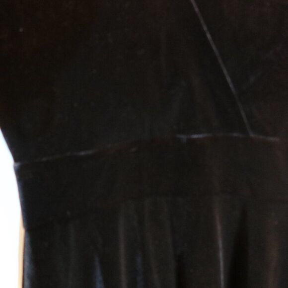 BROOKS BROTHERS velvet dress wrap black long sleeve flare 2 whimsigoth holiday - Picture 3 of 13